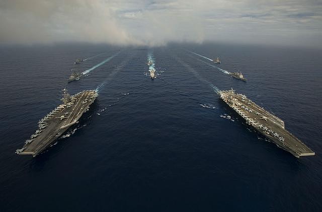 印度想切断马六甲海峡？美军航母已在路上，将与印海军汇合