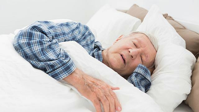 失眠的根源找到了，中医认为“卫气”无法入阴分是失眠的主要原因