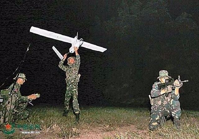 步兵营的千里眼：印军急购美制乌鸦无人机，同款中国已服役20年