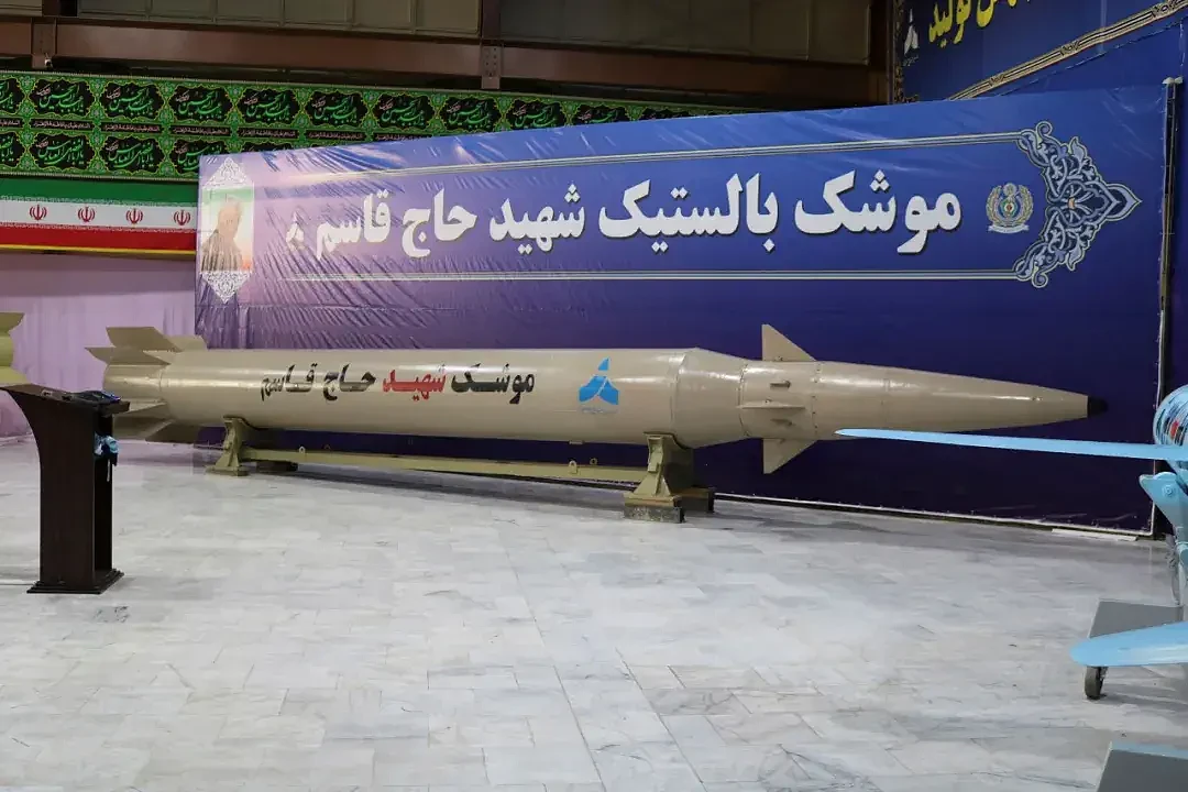 叫板美国！伊朗高调公开2款新型战术导弹，中国能否帮其更进一步