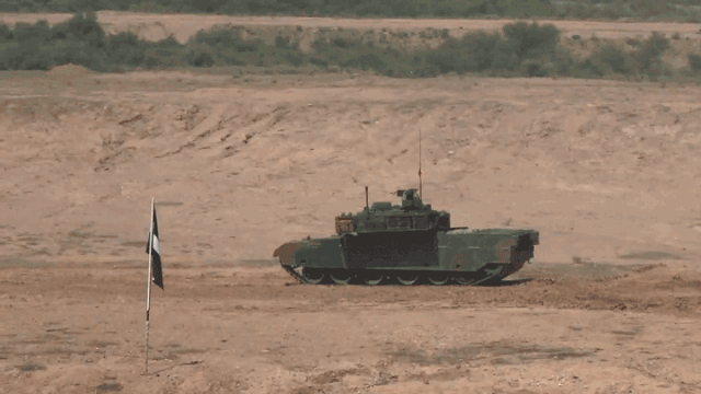 客户大赞！巴基斯坦首次展示中国VT-4，实力碾压印度T90