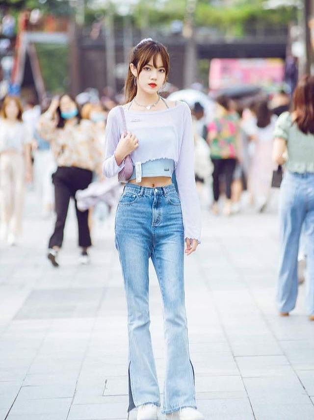 西安女生真会穿，“上短下长”个个都是腿精，比韩国女生时髦多了