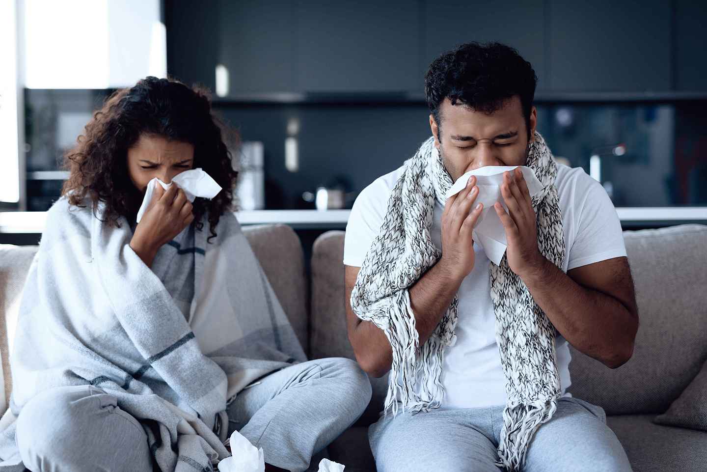 女子感冒熬夜被送去ICU：好端端的感冒，咋就引起心肌炎？