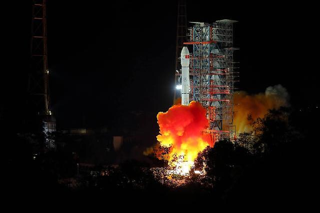 嫦娥4号着陆月球背面后，美国人告诉你：中国在月球背面做了啥？