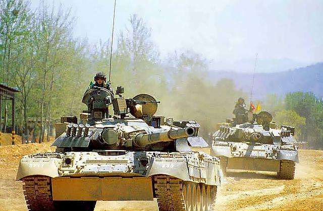 韩国军队手中的俄制坦克，逼债获取先进武器，服役30年不舍放弃