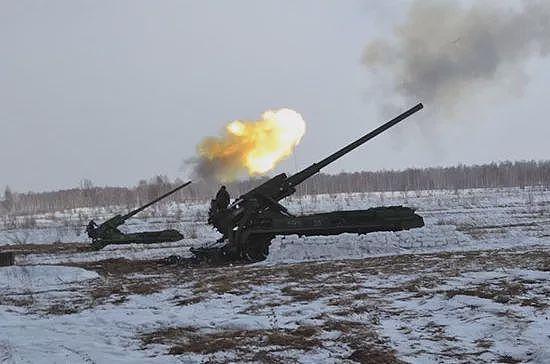 乌克兰卡脖子失败了：203毫米巨炮，俄军推出世界最大口径榴弹炮