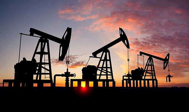 美国46年来，首次成为石油净出口国，这是变卖家产填美军的坑吗？