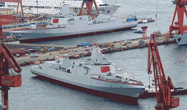 十年之后的中国战舰，阵容堪称奢华！全球第一海军可能易主