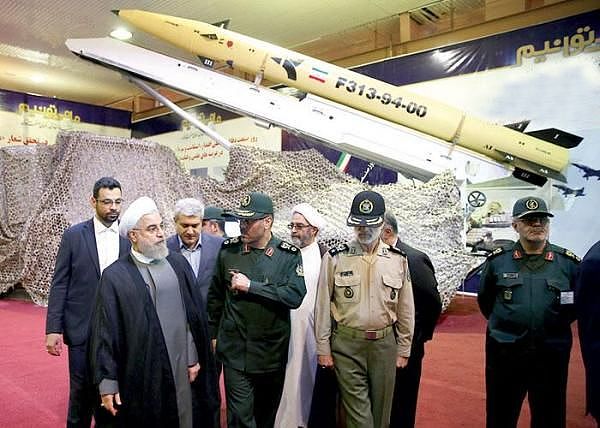 叫板美国！伊朗高调公开2款新型战术导弹，中国能否帮其更进一步
