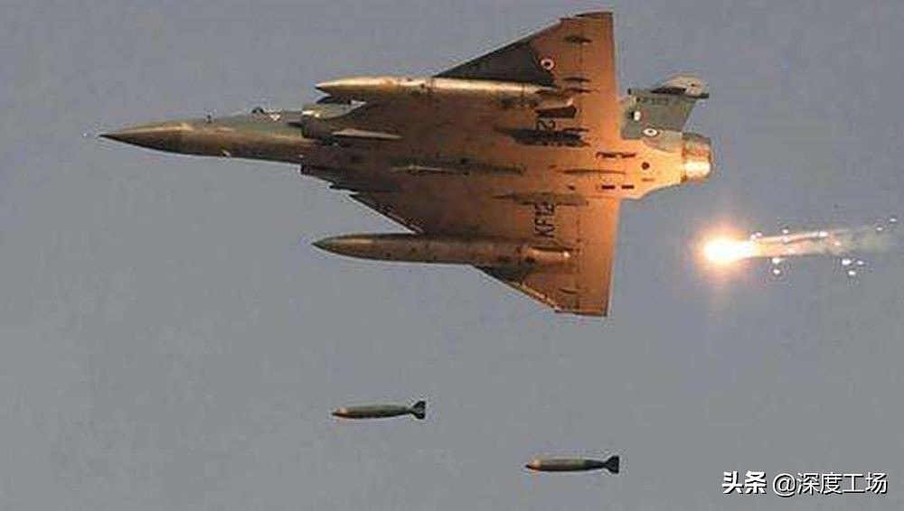 印度急买54架二手幻影2000和数百枚导弹：卖主让人出乎意外