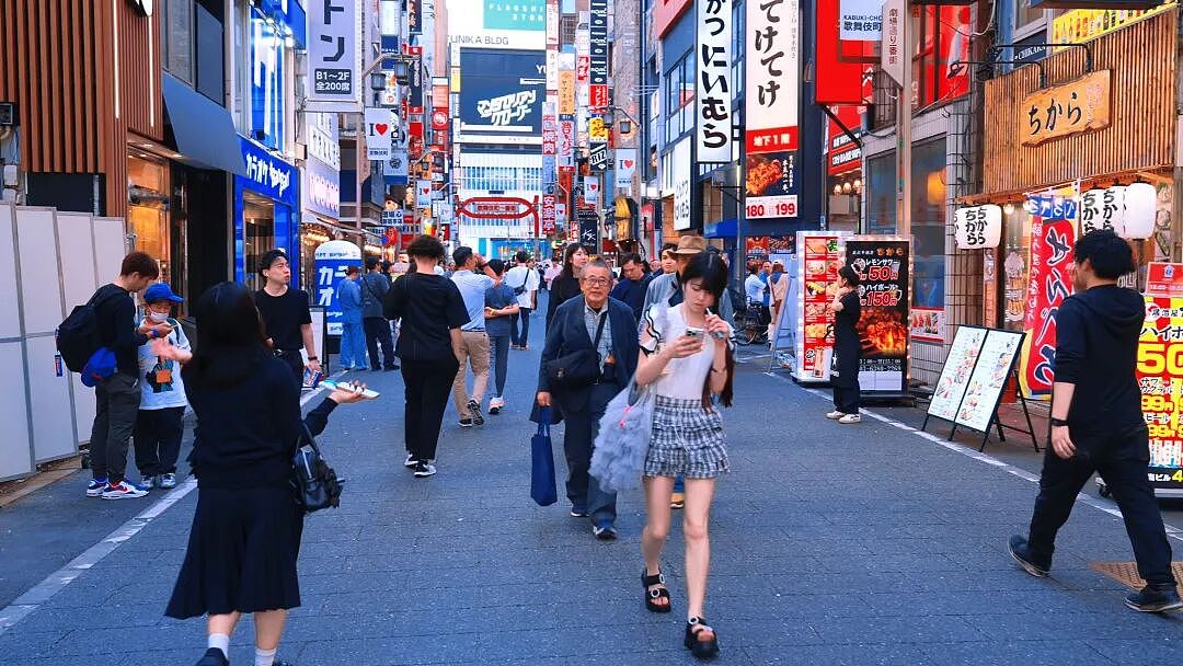 日本签证费中国人暴涨5倍 印度人仅40元...（组图） - 3