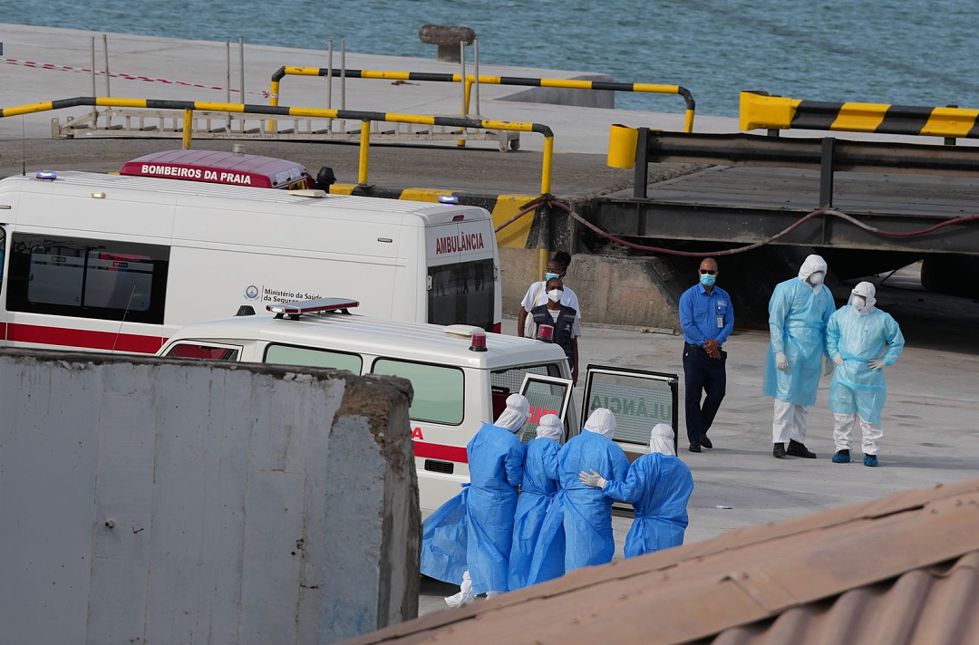 五国沦陷!豪华邮轮爆发致命病毒,已致3人死亡,多人感染(组图) - 4