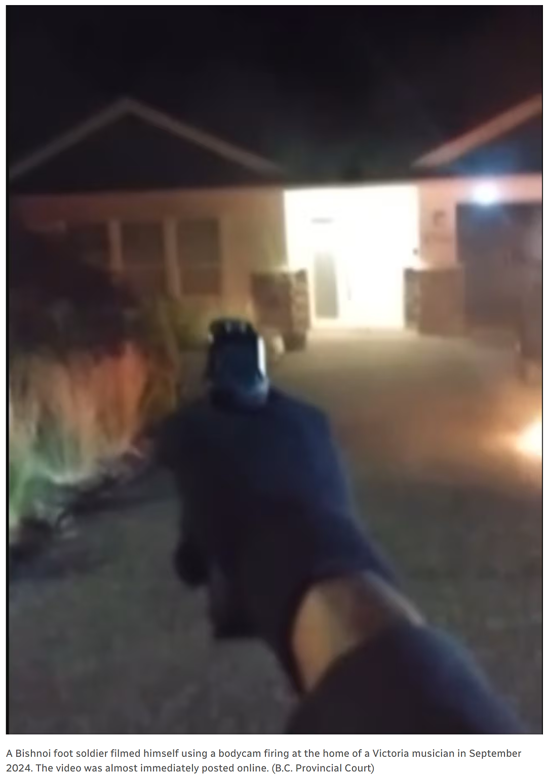 太嚣张!印度黑帮竟给警察局下战书,1000名小弟随时待命,老大狱中操控 - 3