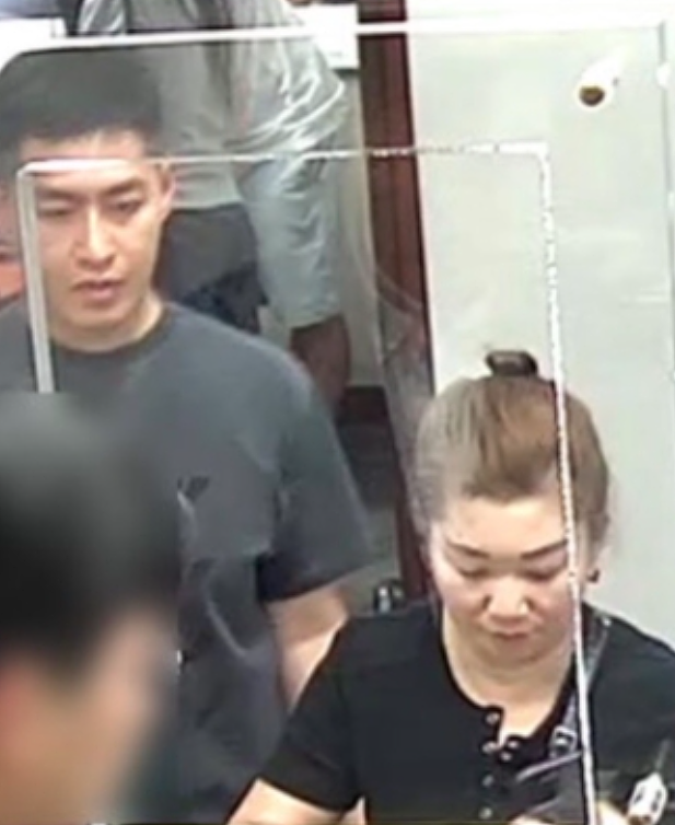 华人富豪夫妇失踪近一年,$280万被转空!法拉盛女子认罪,父母下落仍成谜(组图) - 3