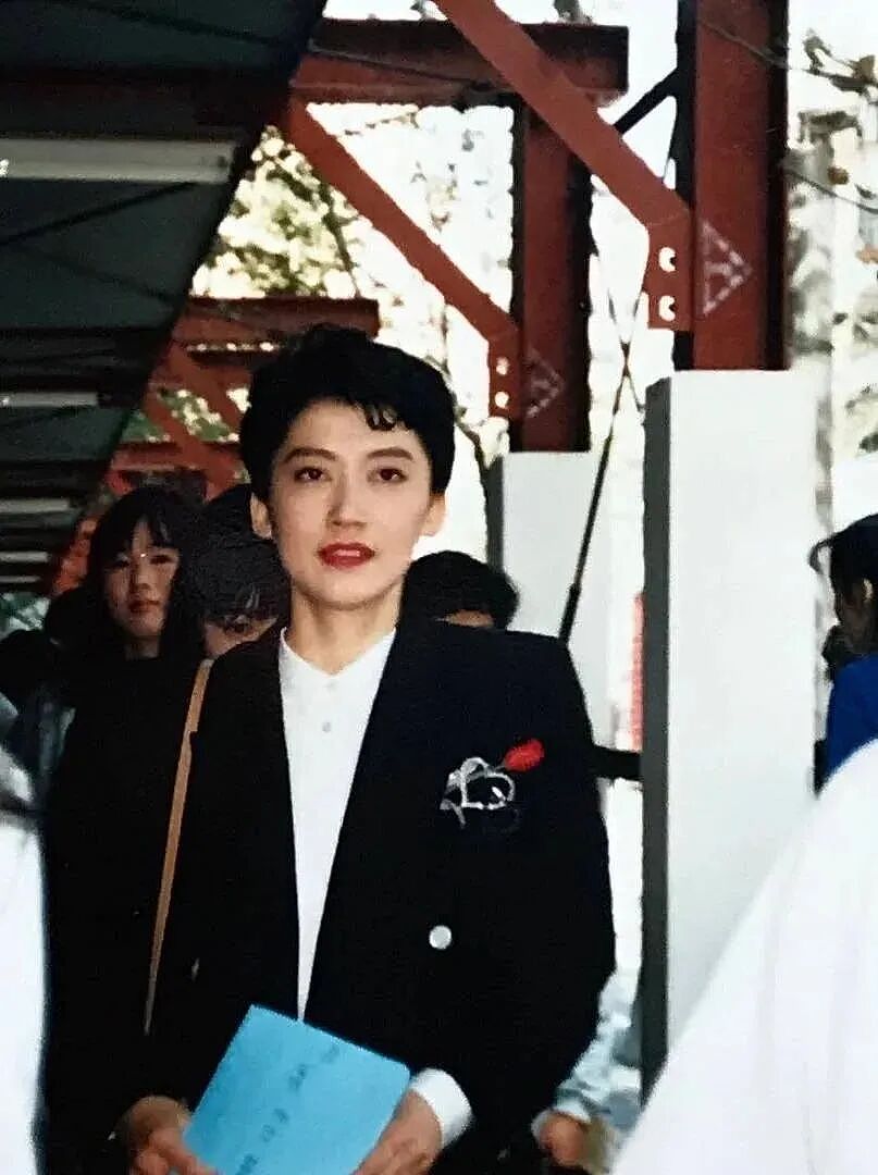“亚洲第一帅哥”被曝是女性？？网友：比木村拓哉还帅…（组图） - 38