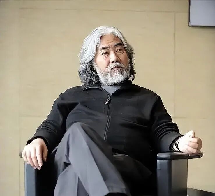 张纪中被曝婚内转移千万资产给小31岁现任 - 5