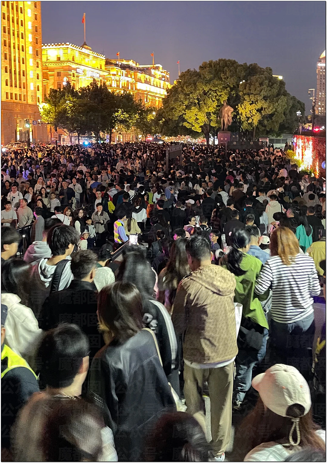 肉贴肉，人挤人！五一长假首日，中国各大景点已爆（组图） - 163