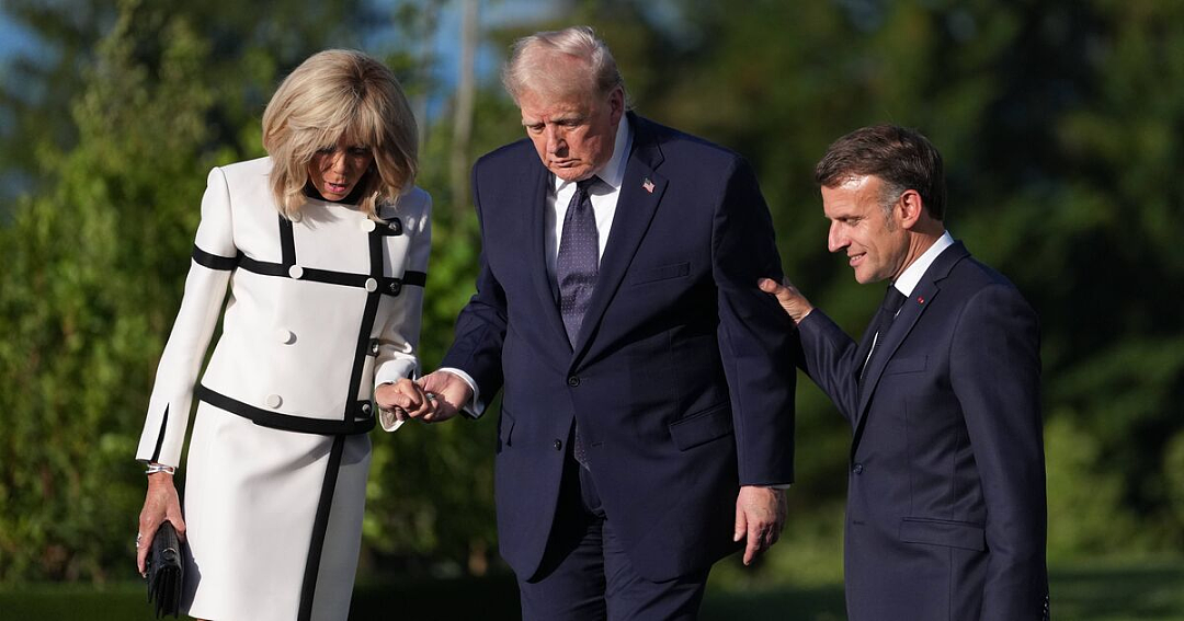 G7峰会成霸总现场？特朗普紧握她的手，耳语不断！小丽姐淡定回应（组图） - 2