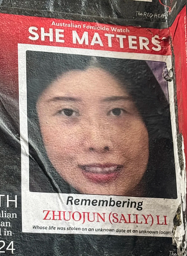 包括3名华人女孩！墨尔本市中心有一面照片墙，挂着100多位女性的照片，她们都有一个共同点 - 8