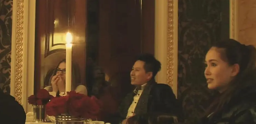 核弹级狗粮！周杰伦公开私藏10年求婚影片，昆凌当场哭成泪人 - 2