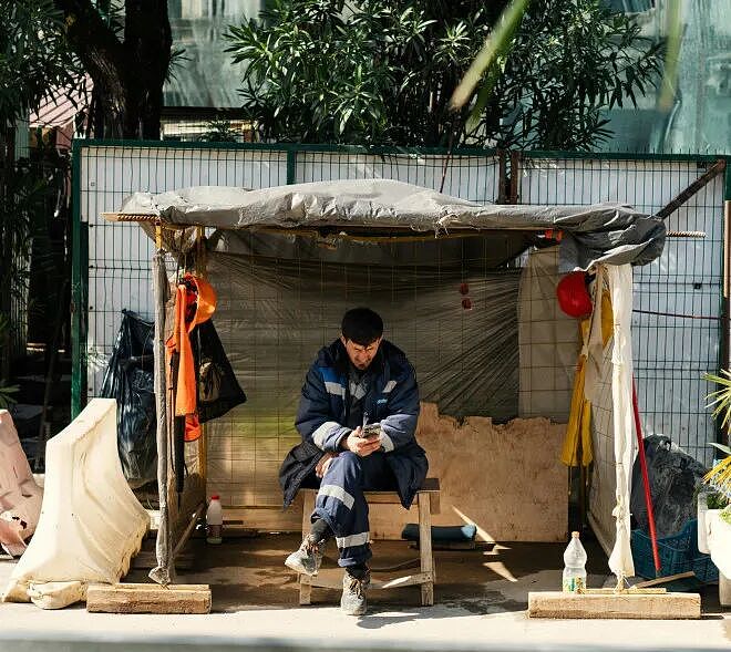 他们来加拿大是为了稳定的工作,结果却被偷偷“卖”了(组图) - 2