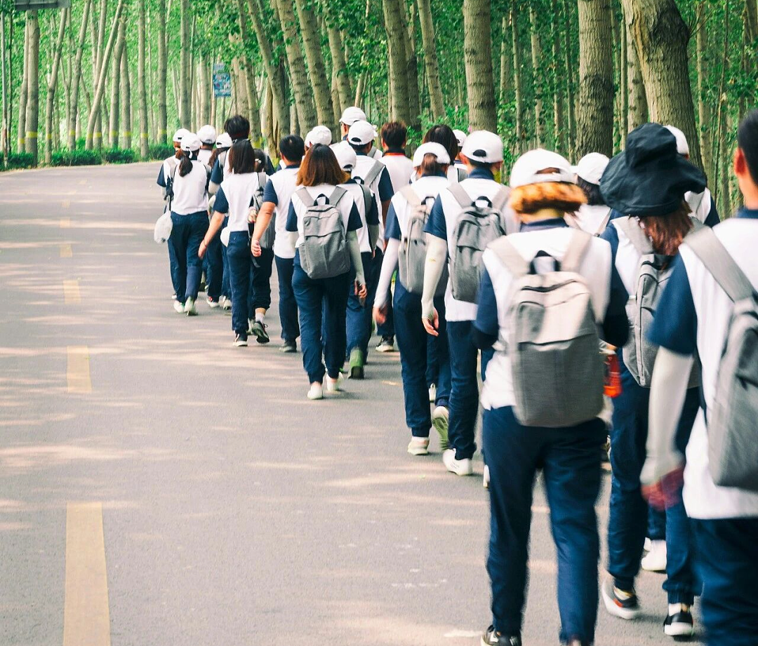 一年学费不到30万，美国在线高中挤满了华人孩子...（组图） - 2