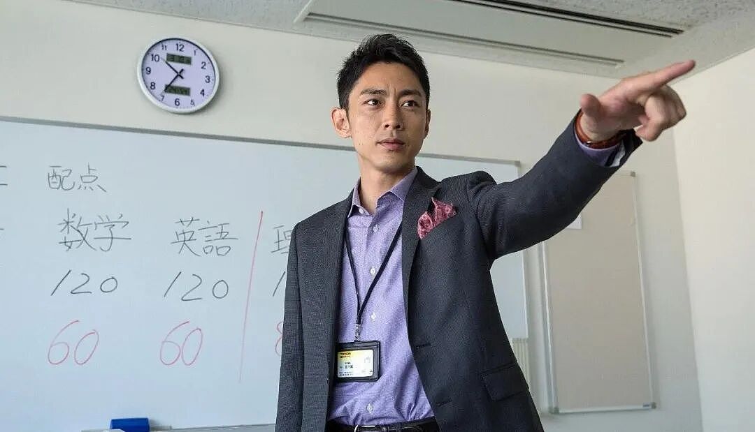 砸60万赴港上学，半年后孩子“回流”内地：妈妈比孩子更早崩溃，钱也没了....（组图） - 4