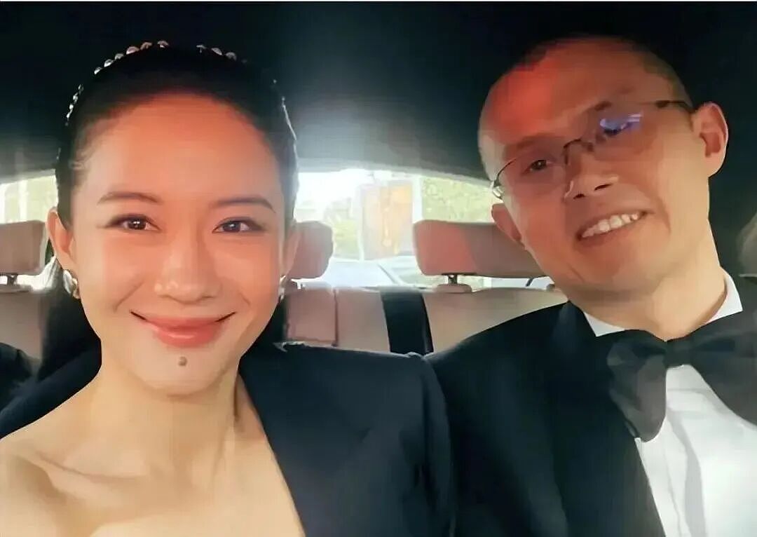 前首富丈夫蹲监狱,自己却拥2300亿享受生活!一手烂牌打成王炸(组图) - 4