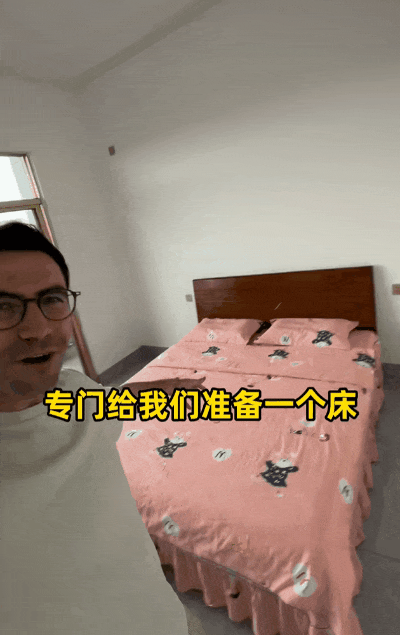 中国版《绿皮书》全网爆火！原以为是“杀猪盘”，结局竟看哭1亿人：原来爱没有国界（组图） - 59