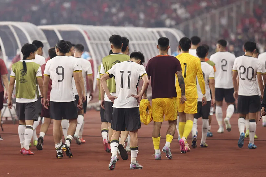 外网热议中国该办世界杯?猛夸基建太牛,中国网友:不能出钱又丢人(组图) - 29