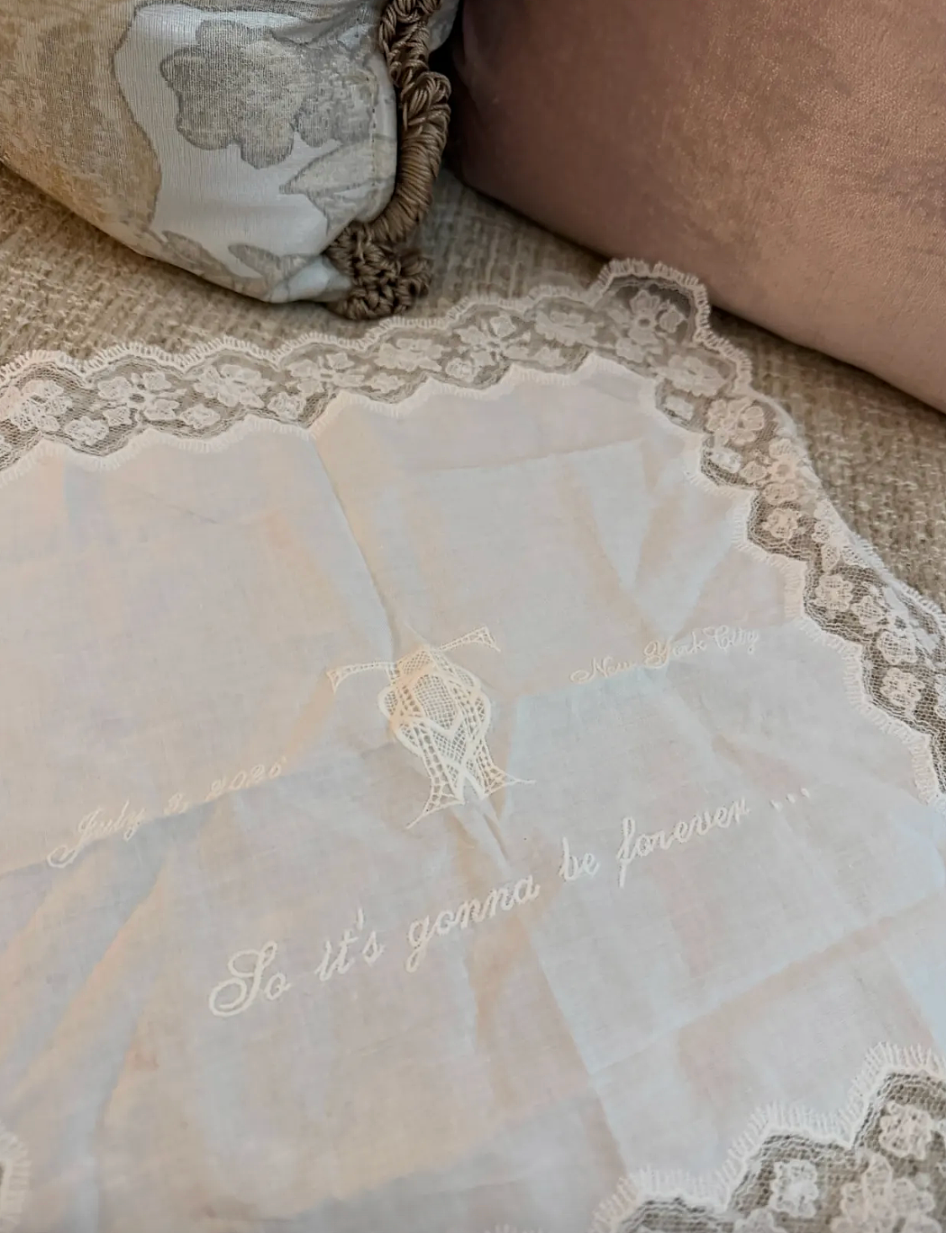 霉霉世纪婚礼细节流出！狂砸1亿请来半数欧美名流！特朗普也来蹭热度！帝国大厦为她亮灯！纽约全城戒备，安保堪比总统到访！ - 9