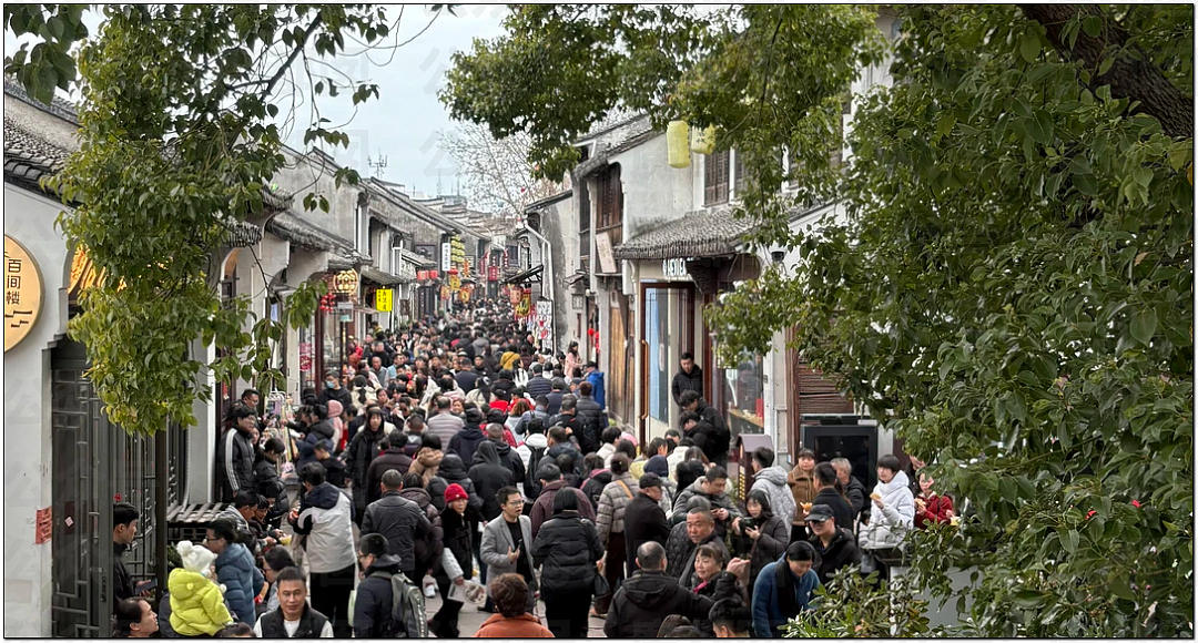 肉贴肉，人挤人！五一长假首日，中国各大景点已爆（组图） - 135