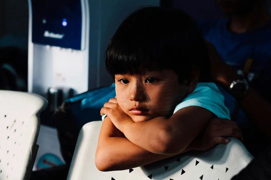 追踪2.7万名学生30个月，港大惊人发现！AI最先“重创”的竟是尖子生…（组图） - 20