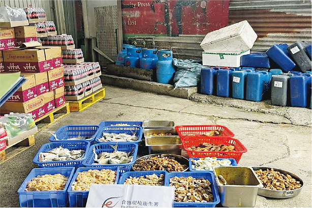 香港6旬黑老大改行卖工地盒饭!算错成本倒赔钱,被警察卧底一锅端? - 6