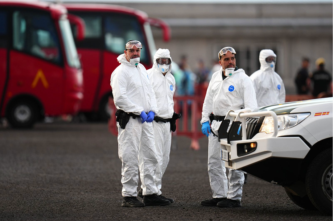 3人死亡,多人感染!“恐怖游轮”已靠岸,澳洲将派专机接回6人落地珀斯隔离!20多国同步行动!世卫组织紧急发声! - 10