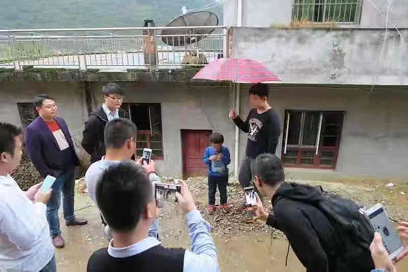 网红小孩成年后,全部反转了 - 14
