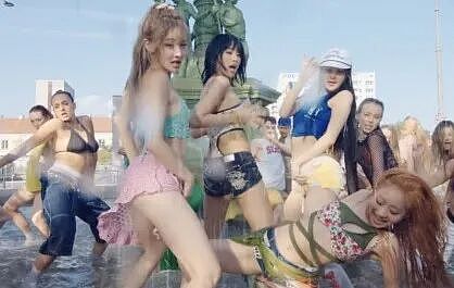 黑红也是红!她们是故意擦边吗?(组图) - 3
