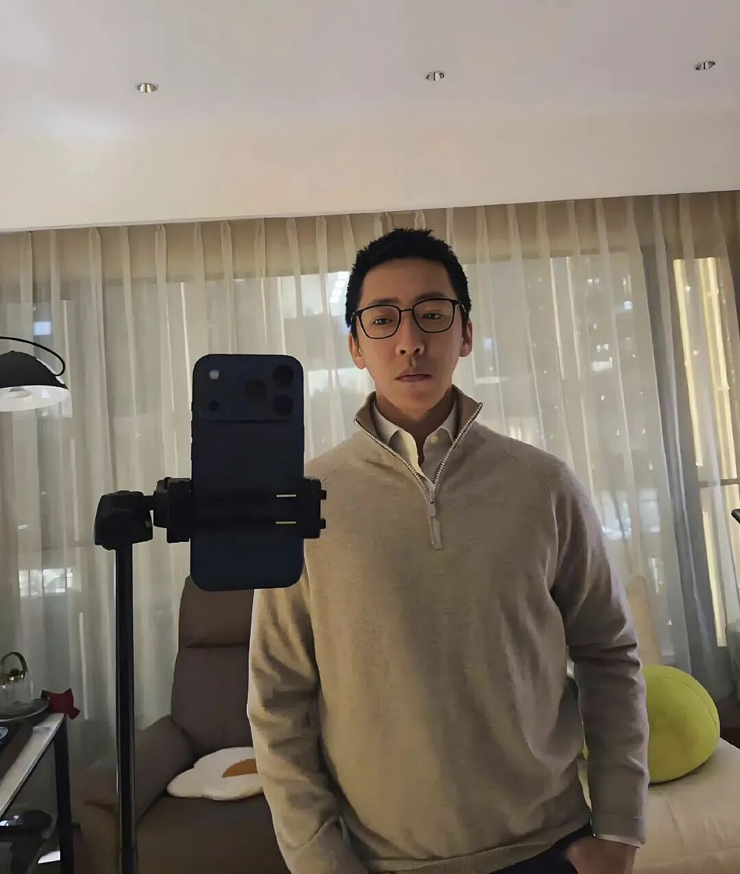 影射张雪峰去世引众怒!千万粉丝大V“留几手”被禁止关注(组图) - 5