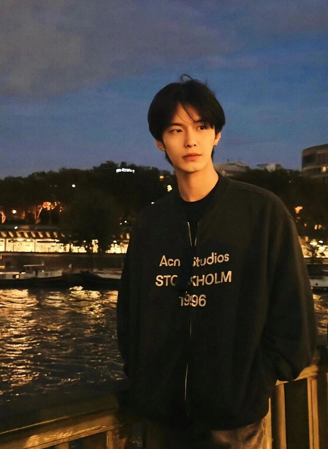 内娱又一个靠“丑帅”上位的男明星,一夜飞升了? - 53