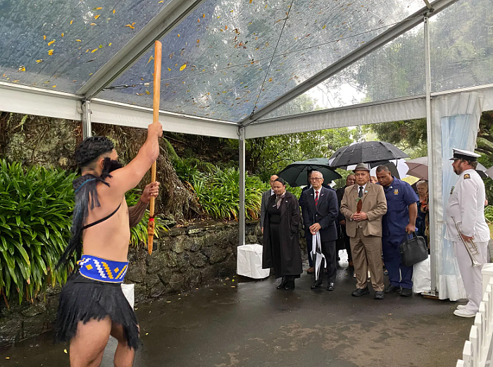 极端天气警报!暴雨狂袭!通信中断!学校停课!林肯大学缩编!40岗位或被裁撤!新西兰医生禁用AI写病历!官方:未审批AI写病历将被处分!(组图) - 8