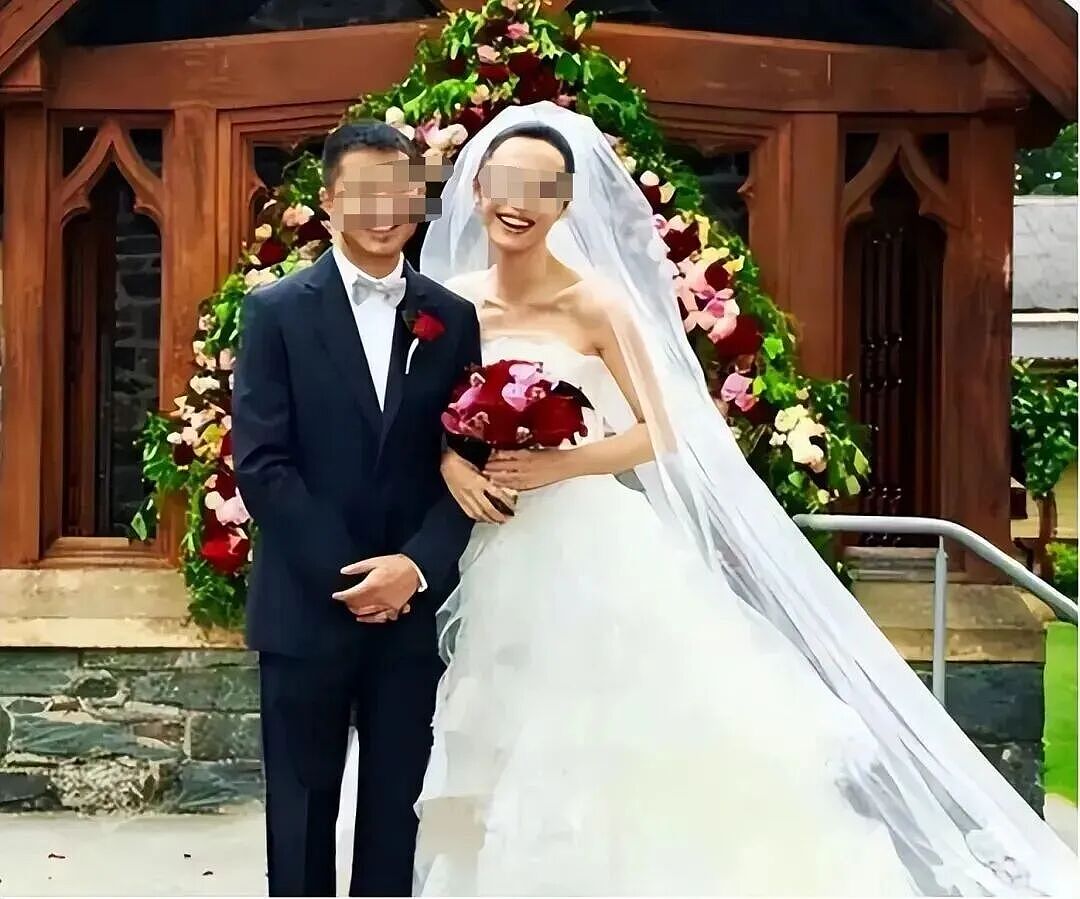 爆瓜!姚晨刚刚官宣离婚竟被骂第三者!网传与小11岁演员侯雯元相恋,逼其与钟楚曦分手!时间线被扒!双方紧急辟谣! - 2