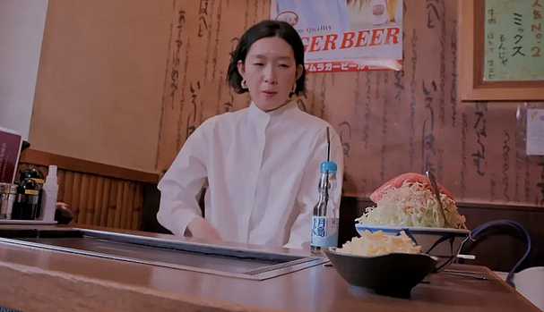日本咸鱼系陪酒女每周只上2天班,月入30万!不追星、不去牛郎店,唯一爱好是存钱… - 5