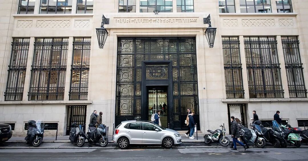 巴黎美国银行差点被炸，凶手竟未成年？网上600欧一单的恐怖袭击也敢接！（组图） - 4