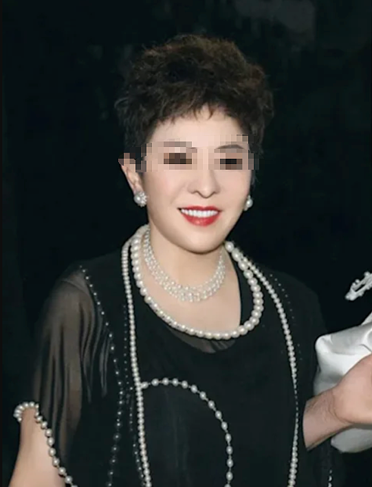 全网炸锅！豪门阔太称王菲破坏“锋芝”婚姻，雇黑道找巫师伤害张柏芝！王菲前经纪人怒怼谣言：“一定告死你”！向太发声力挺！ - 7
