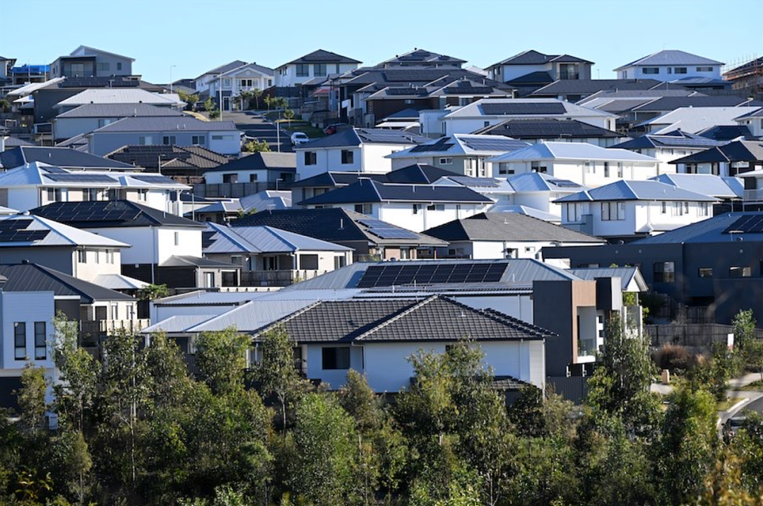 澳洲楼市突然变天！悉尼、墨尔本多处富人区豪宅跌出百万梯队！政府砸百亿补贴，2%首付紧急救市！ - 4