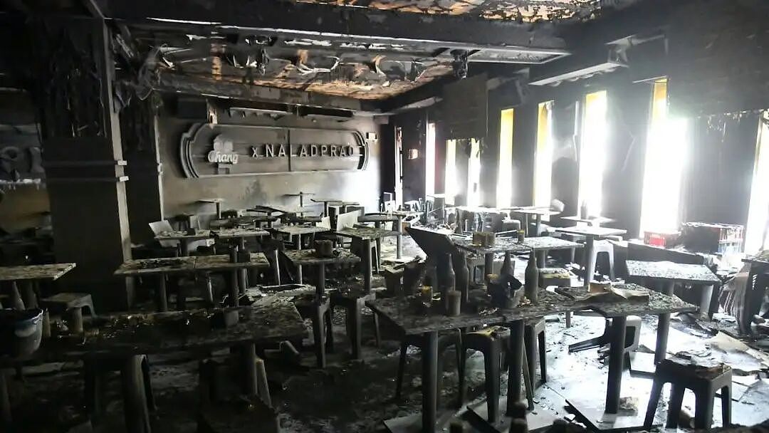 28死73伤!酒吧爆发恐怖大火,烈焰狂喷,顾客烧成火人逃命,卫生间挤满遗体! - 1