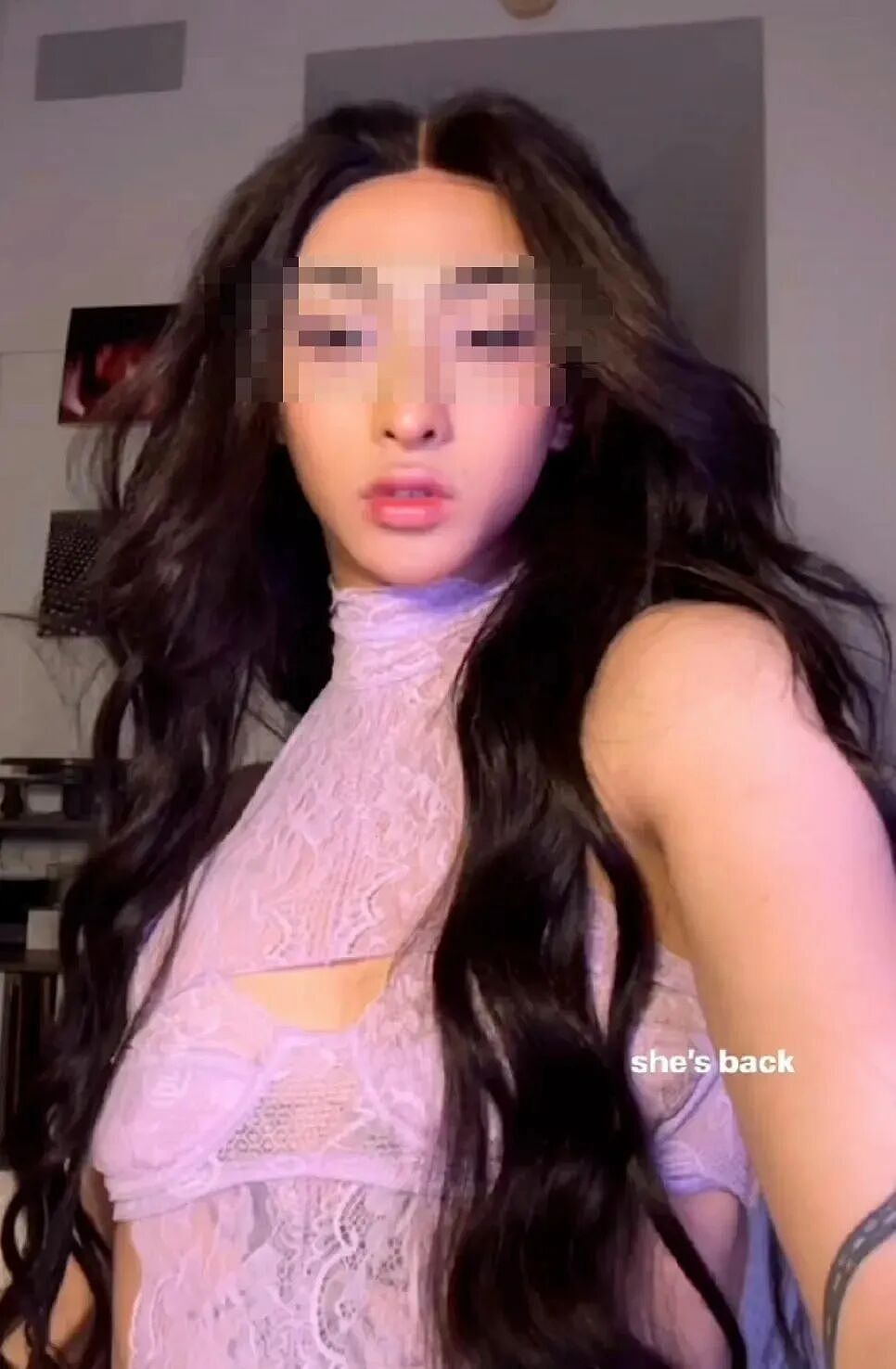 爆了！伊能静“护犊子”翻车？儿子恩利与女网红合拍视频惹争议被骂上热搜，伊能静护子心切，怒怼网友“爹味说教”遭全网吐槽！ - 4
