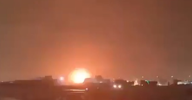 沙特首都突发大爆炸！多枚导弹精准轰炸！全球最大天然气枢纽遭袭击，局势彻底疯狂（组图） - 9