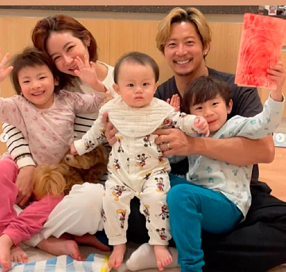 日本前顶流男团成员恐遭离婚净身出户！网红妻子逃税1.5亿，被曝前曾疯狂删炫富帖（组图） - 9