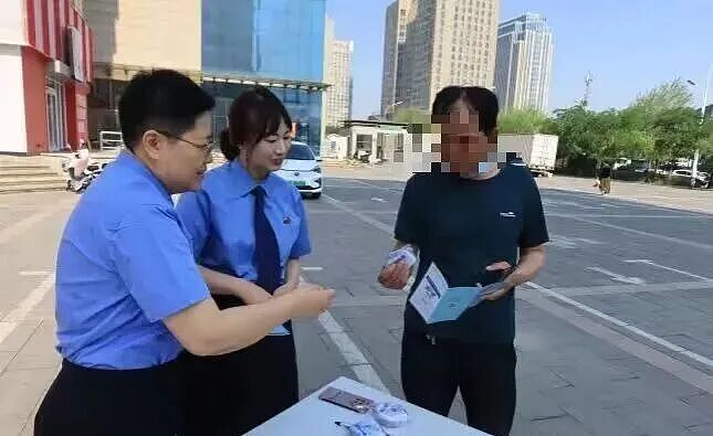 交8万“渠道费”拿到国际高中真录取，结果孩子却被退学了！10个家庭已中招… - 4